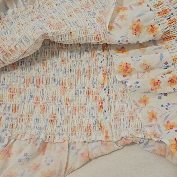 FRENCH CONNECTION Camille Verona Crepe Smocked Minidress in Summer White Large. - Picture 7 of 10